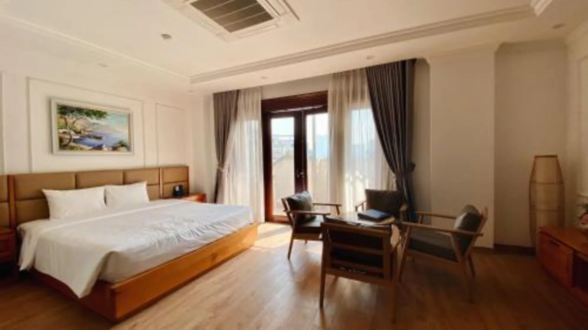 하노이 럭스 파라다이스 스위트 호텔 딕봉하우 4성급 호텔 스위트룸