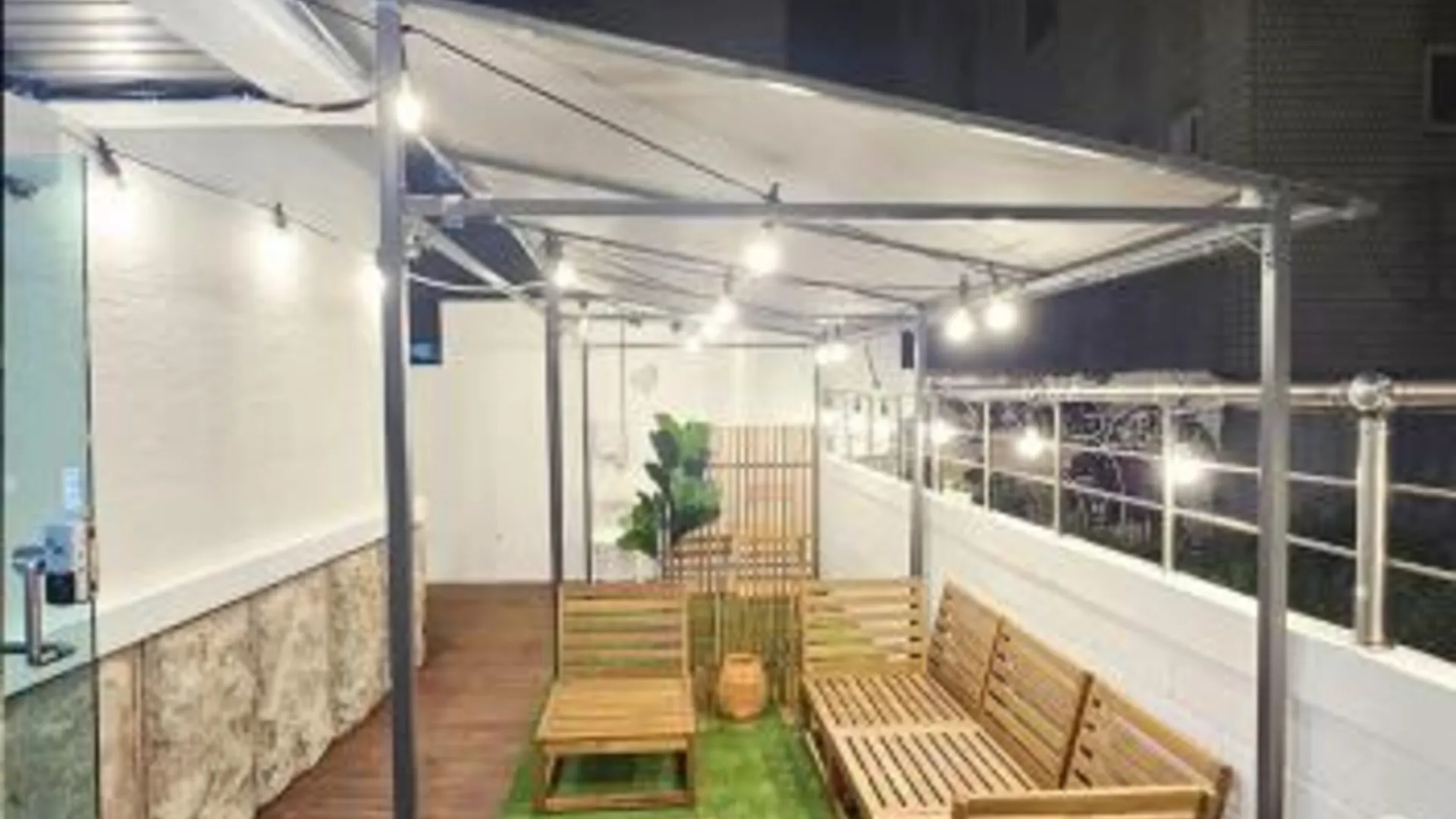 서울 화이트 그린 게스트하우스 3성급 호텔 수영장