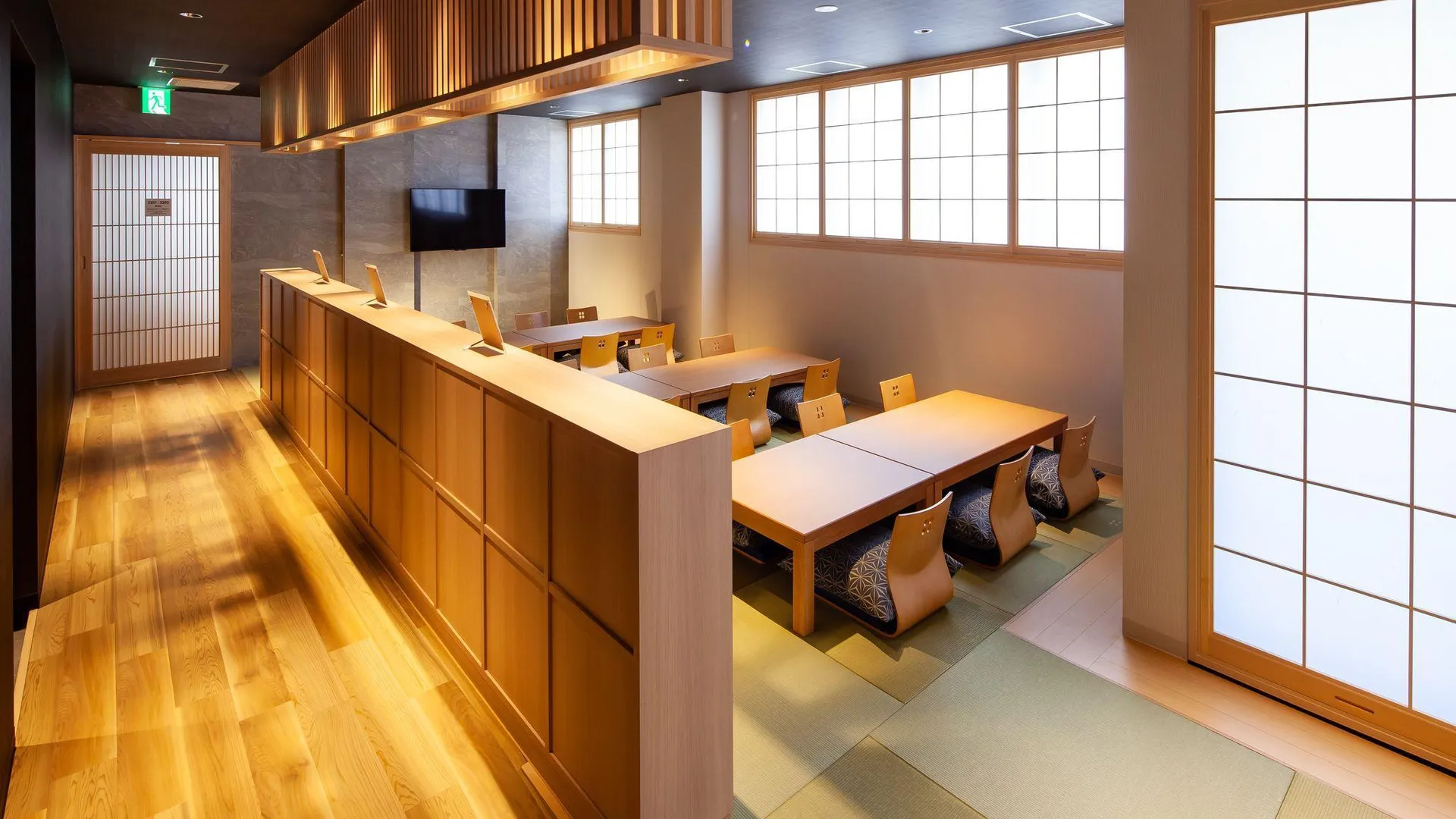 오키나와 본섬 Y's 캐빈 앤 호텔 나하 2성급 호텔 로비