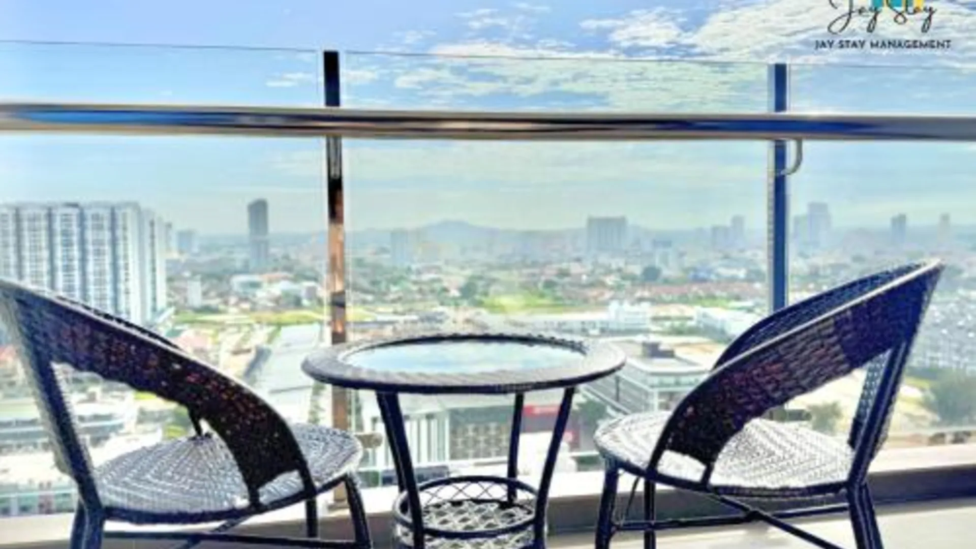 말라카 Atlantis Residence l 6-12 pax l Luxury 2-3 BR l Jonker St l City Centre by Jay Stay Management 4성급 게스트하우스 레스토랑