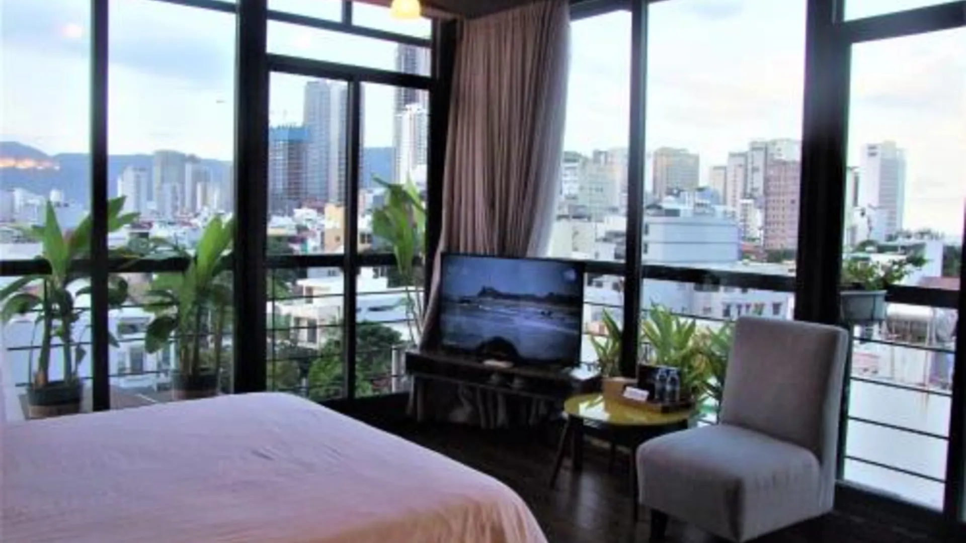 다낭 오아시스 호텔 앤 아파트먼트 호텔 스위트룸