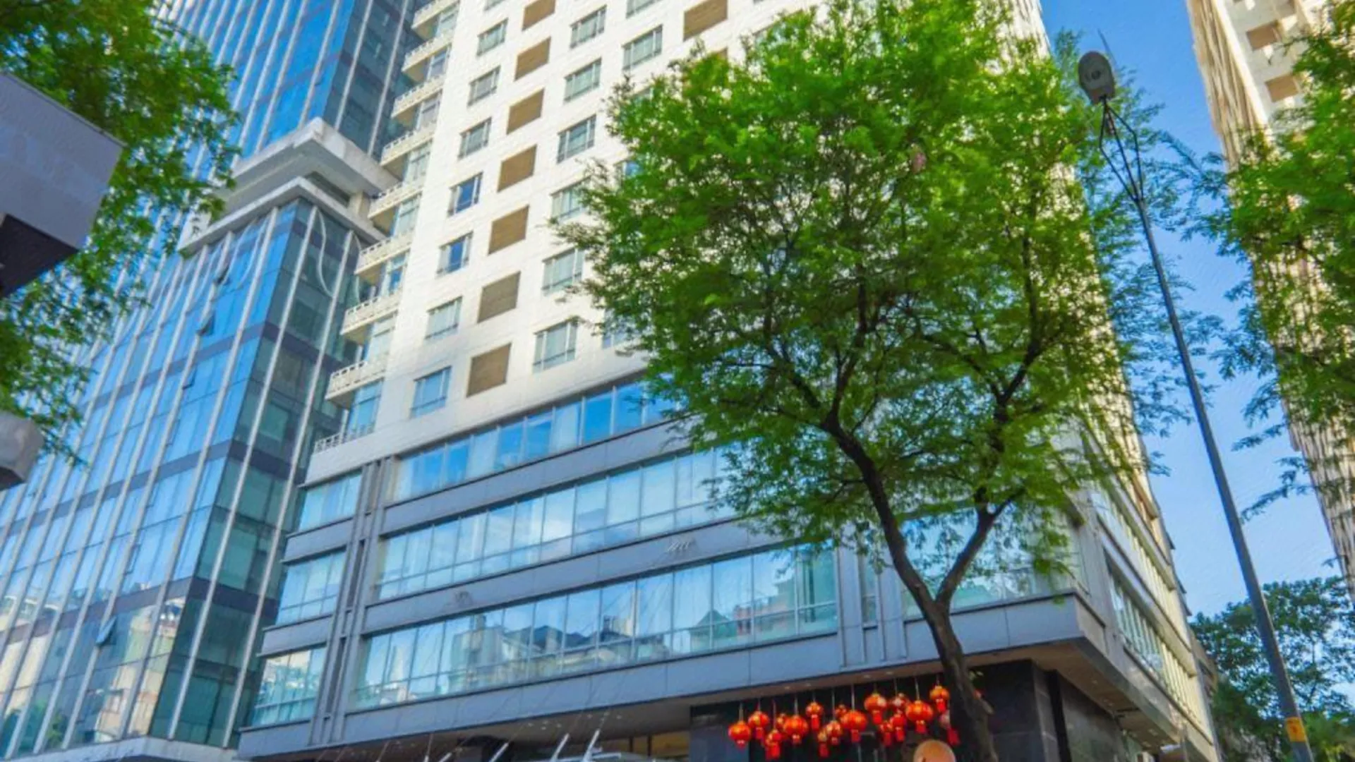 호치민 랑카스터 호치민 서비스드 아파트먼트 오피셜 4성급 호텔 수영장