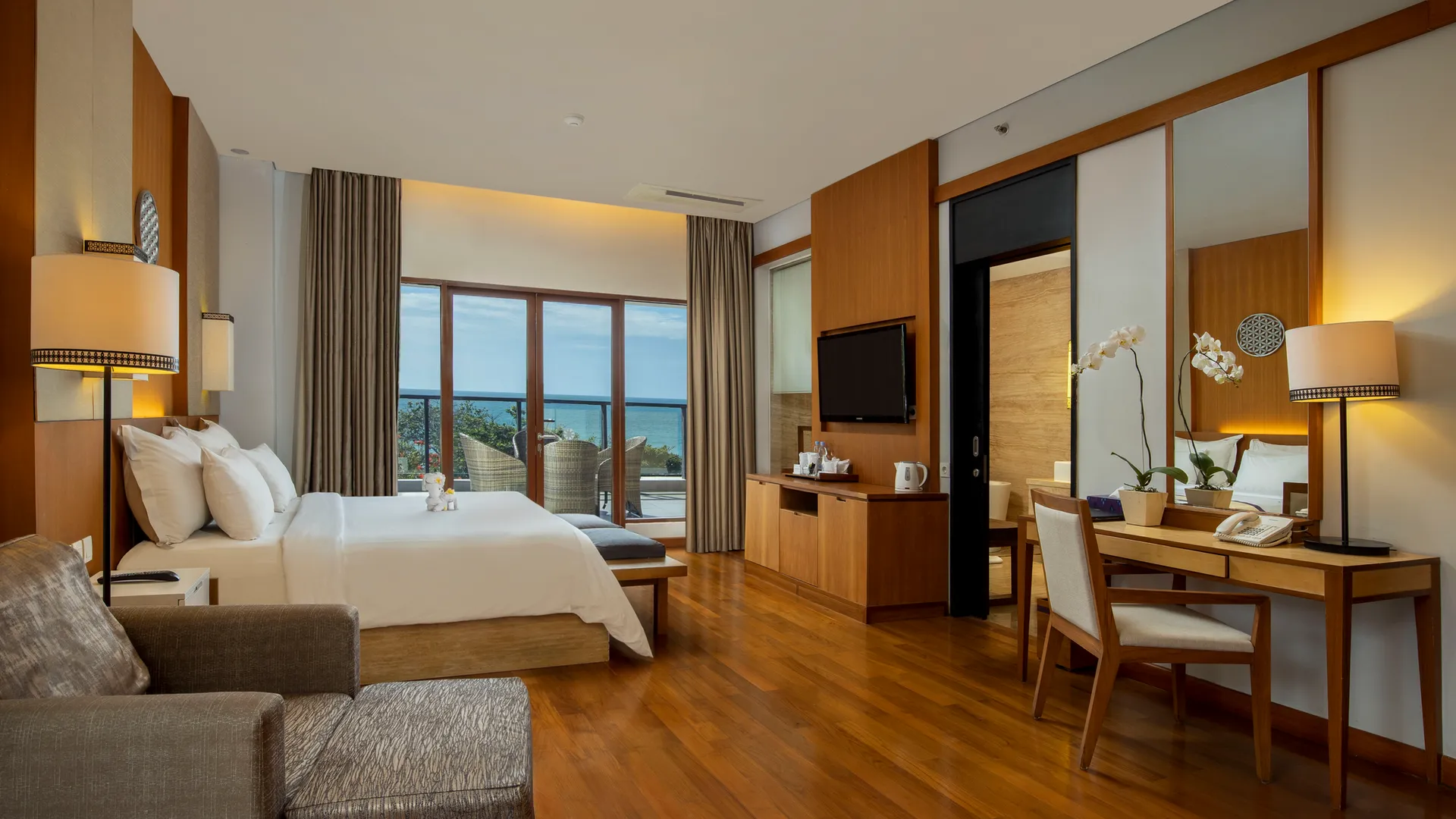 발리 트룬툼 쿠타 - 구. 그랜드 인나 쿠타 4성급 호텔 스위트룸