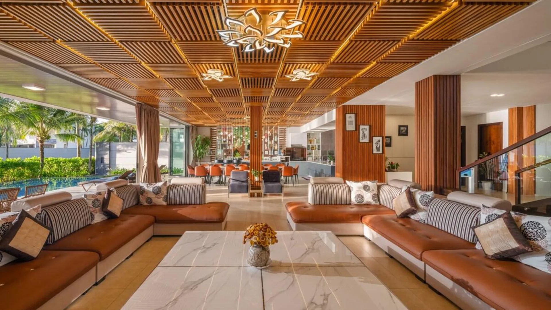 다낭 호아하이의 빌라 (1000m², 침실 8개, 프라이빗 욕실 8개) 5성급 싱글룸 외관