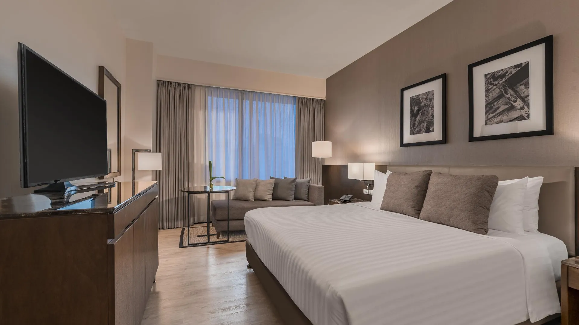 세부 세다 아얄라 센터 세부 4성급 호텔 전망