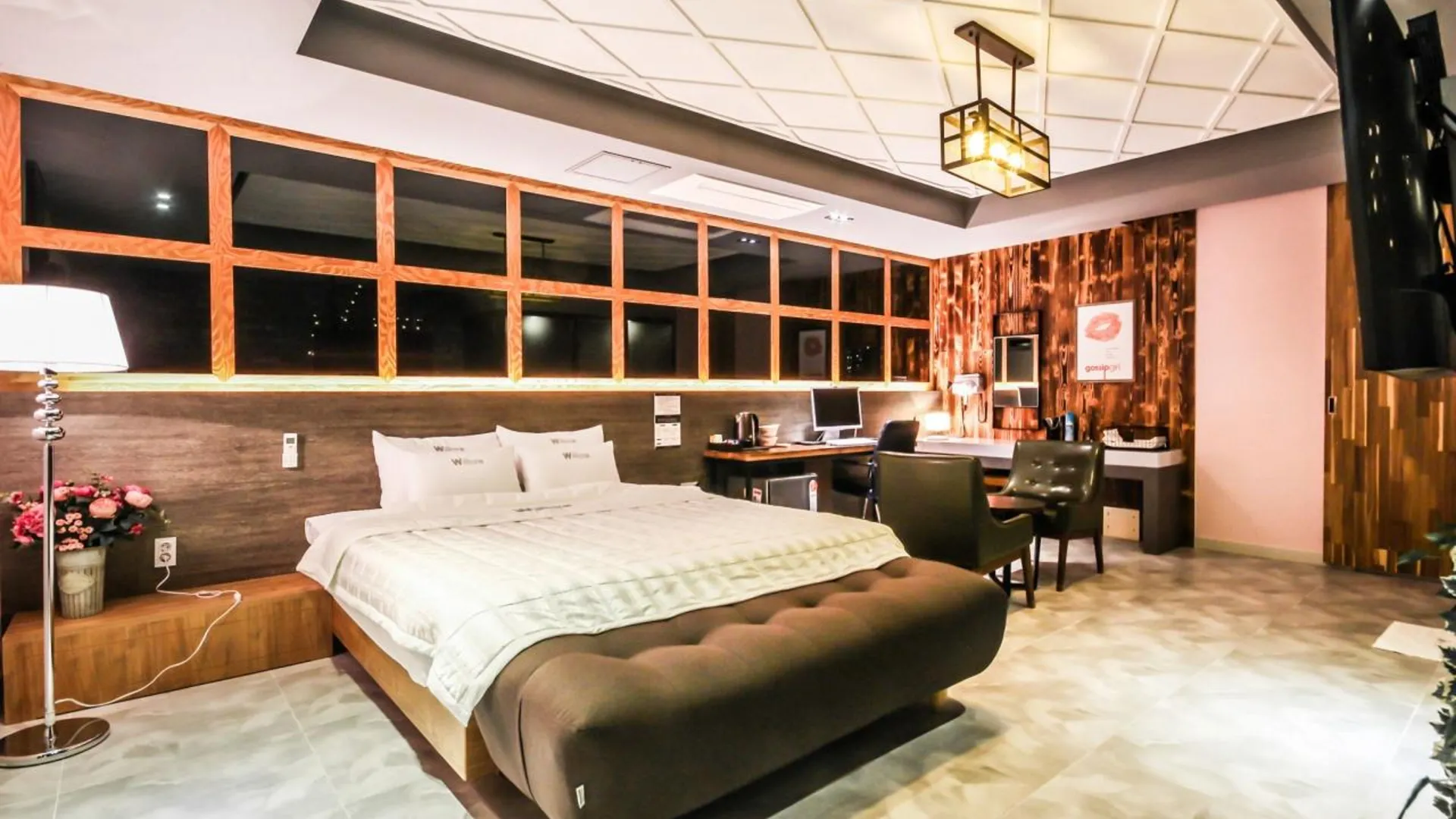 하동 하동 The W 무인텔 호텔 스위트룸