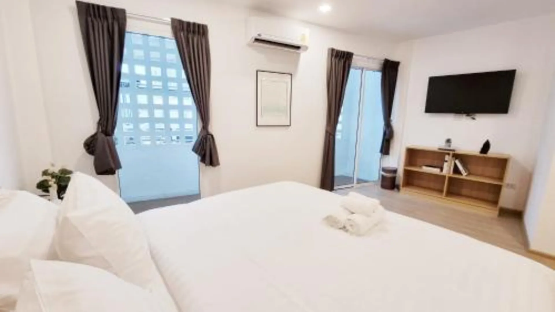 방콕 타카 호텔 - 방나 3성급 호텔 스위트룸