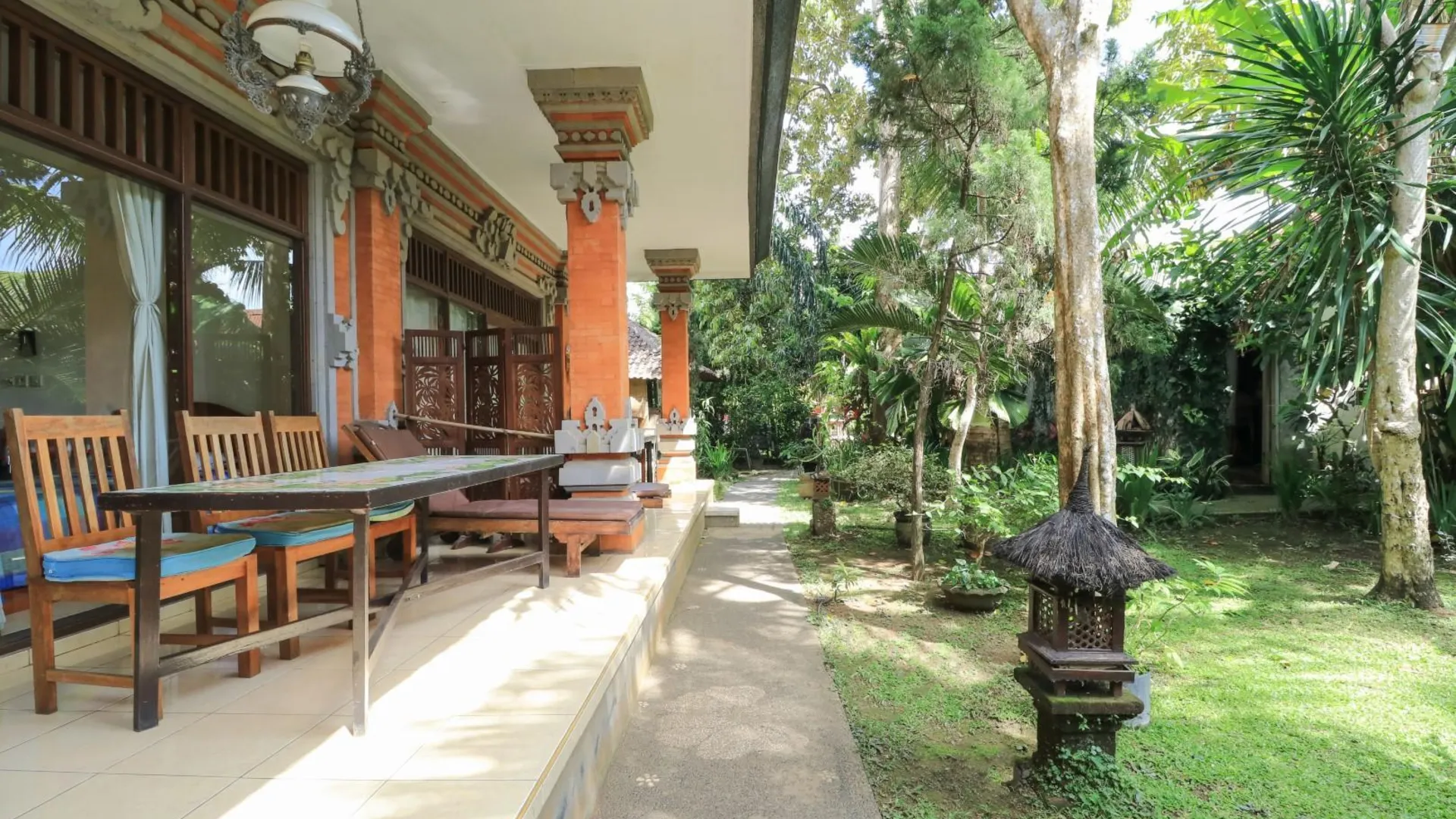 발리 라하유 하우스 우붓 2성급 호텔 객실