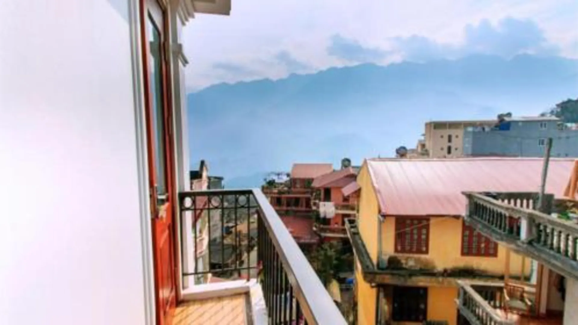 사파 사파 시내의 아파트먼트 (350m², 침실 8개, 프라이빗 욕실 8개) 4성급 게스트하우스 수영장