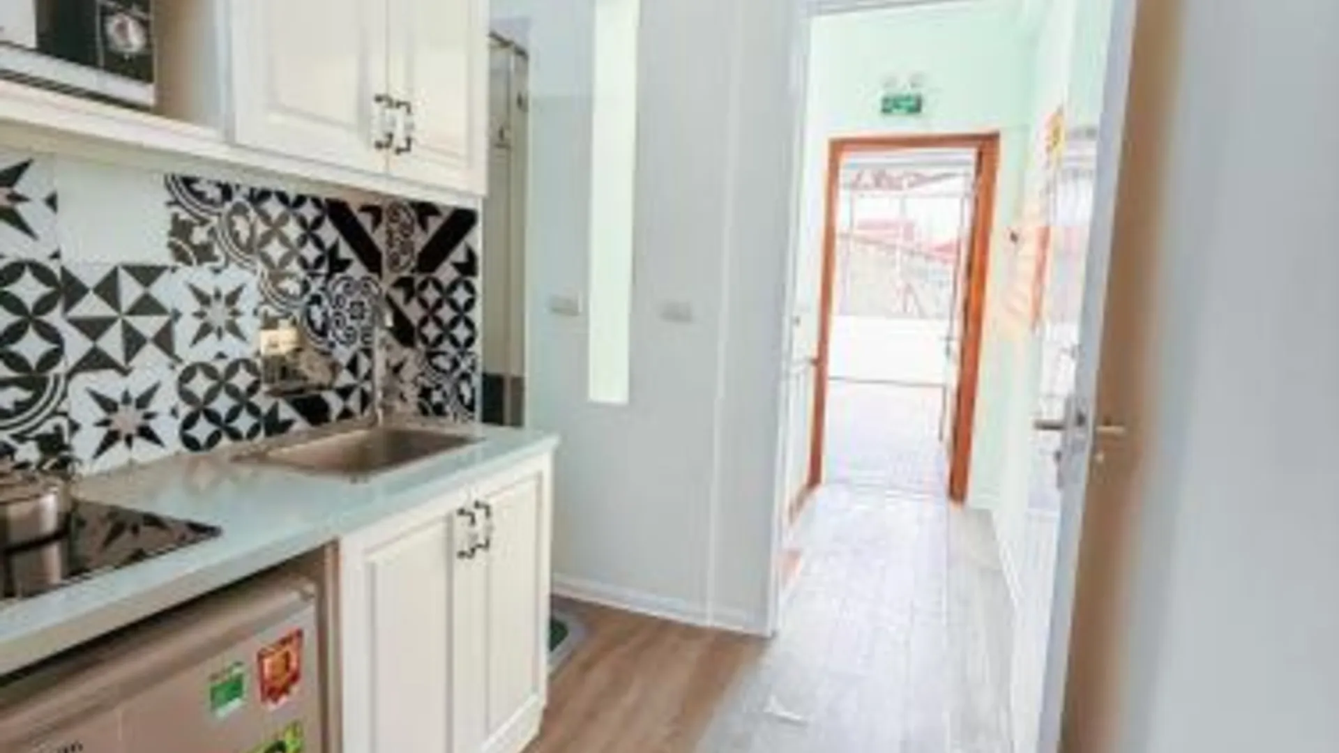 하노이 라 카사 디 디첸브레 186 도이깐 3성급 게스트하우스 수영장