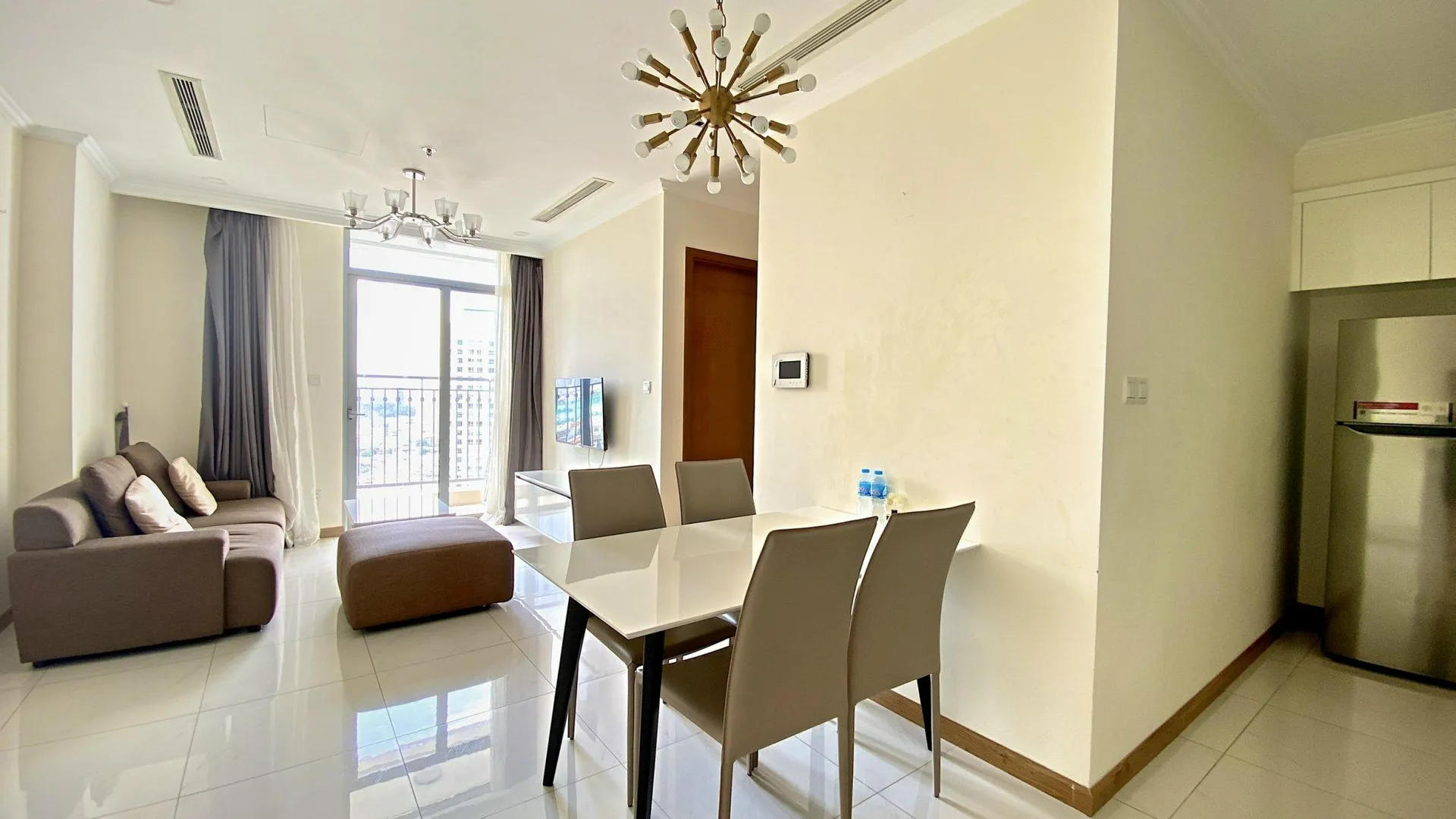 호치민 빈탄의 프라이빗 하우스 (m², 침실 1개, 프라이빗 욕실 1개) 2성급 싱글룸 부대시설