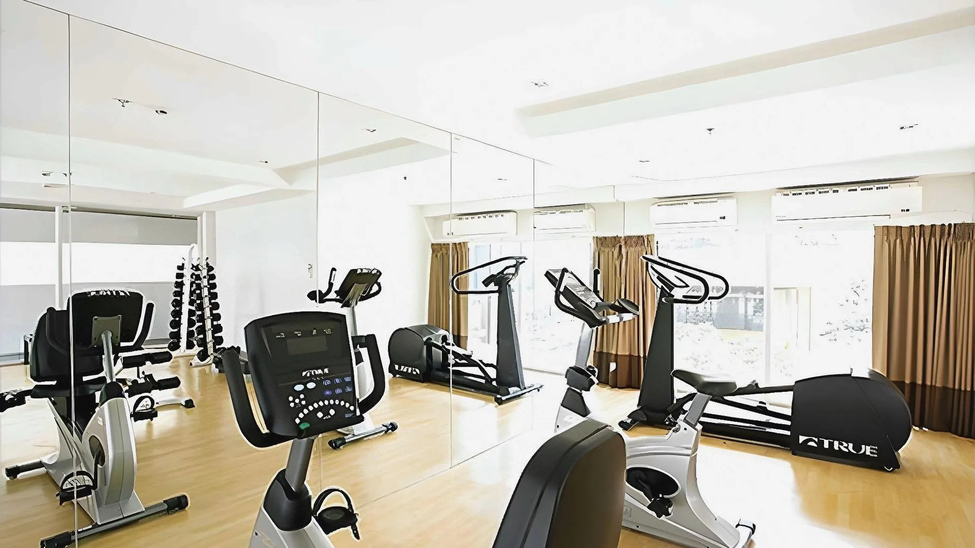 방콕 더 엠버시 사톤 3성급 호텔 스위트룸