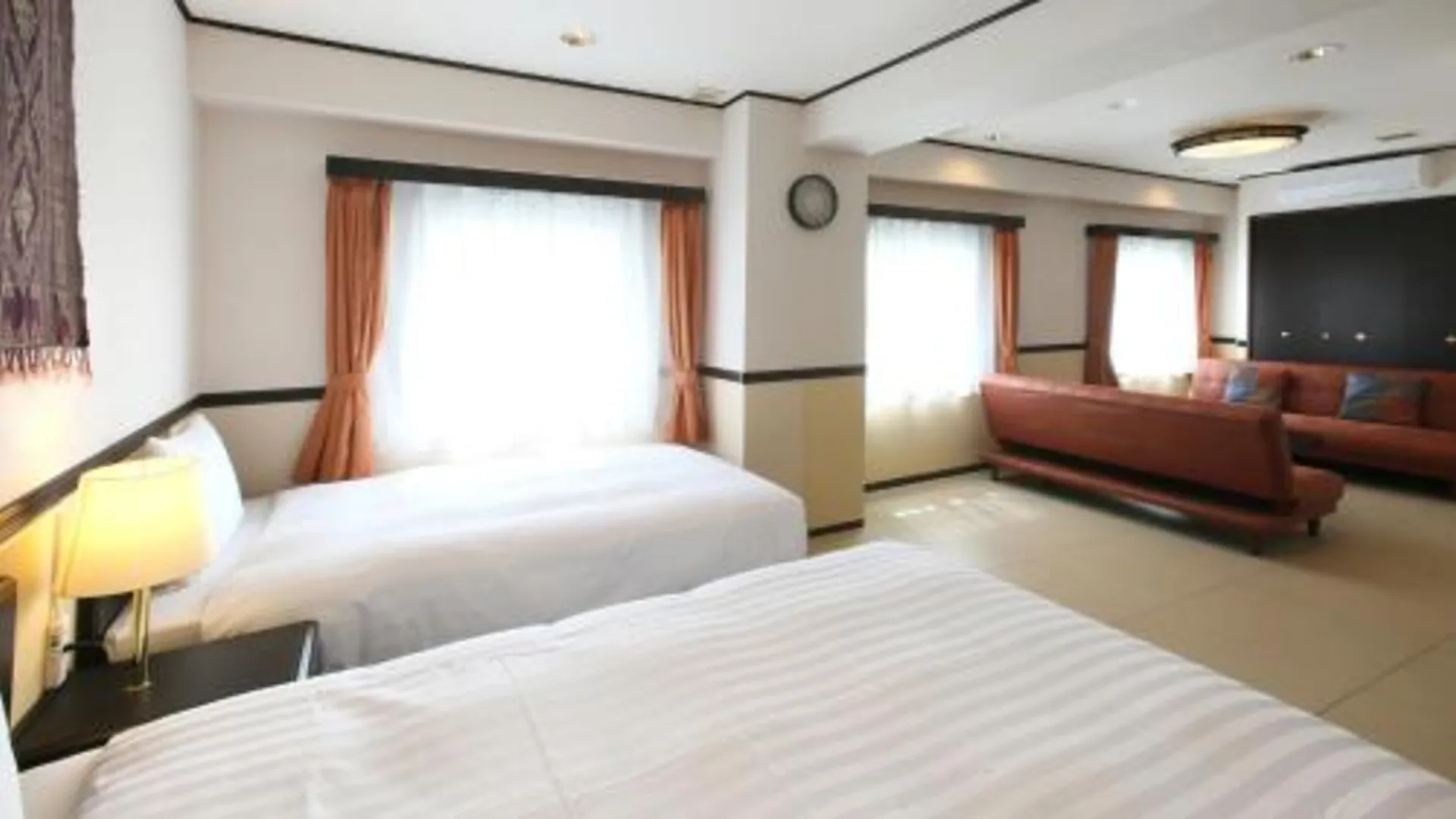 이시가키 토요쿄 인 오키나와 이쉬가키 지마 3성급 호텔 스위트룸