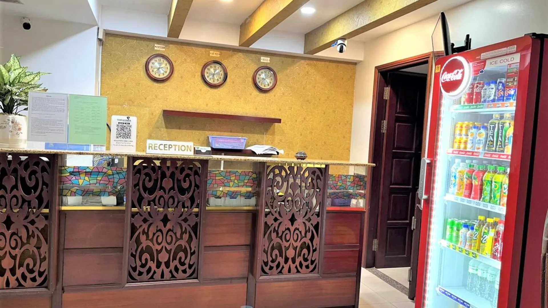 호치민 딘딘 2 에어포트 호텔 2성급 호텔 수영장