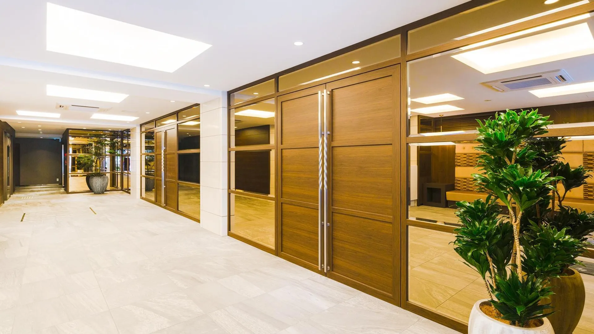 교토 호텔 M's Est 시조 가라스마 3성급 호텔 외관