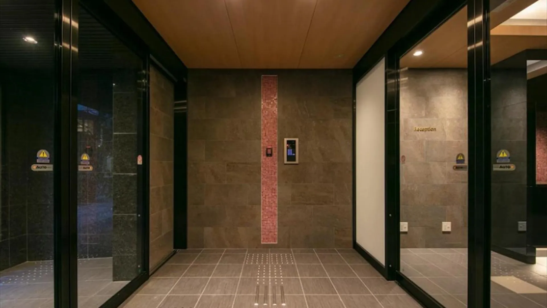 오사카 메르바부 스테이 오사카 4성급 호텔 외관