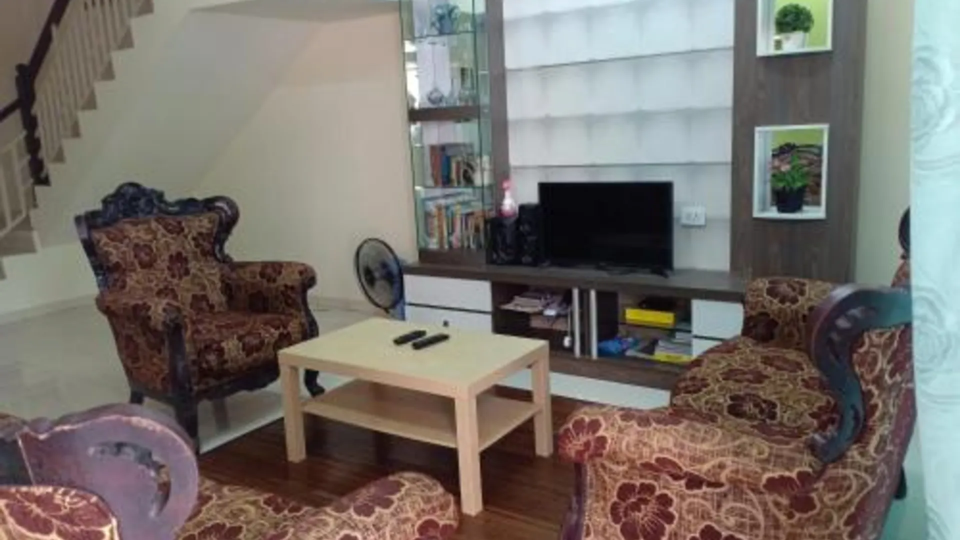 탄종 말림 (페락) 탄종 말림의 프라이빗 하우스 (93m², 침실 3개, 프라이빗 욕실 3개) 3성급 게스트하우스 스위트룸