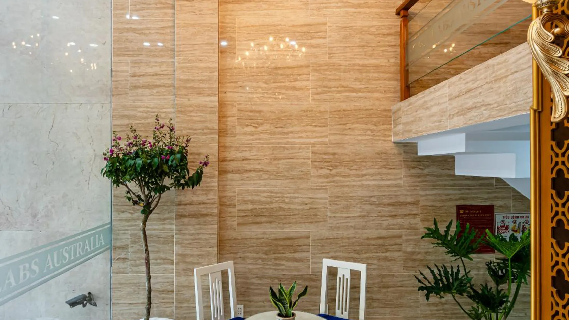 호치민 로터스 호텔 18 응우옌 피 칸. 3성급 호텔 로비