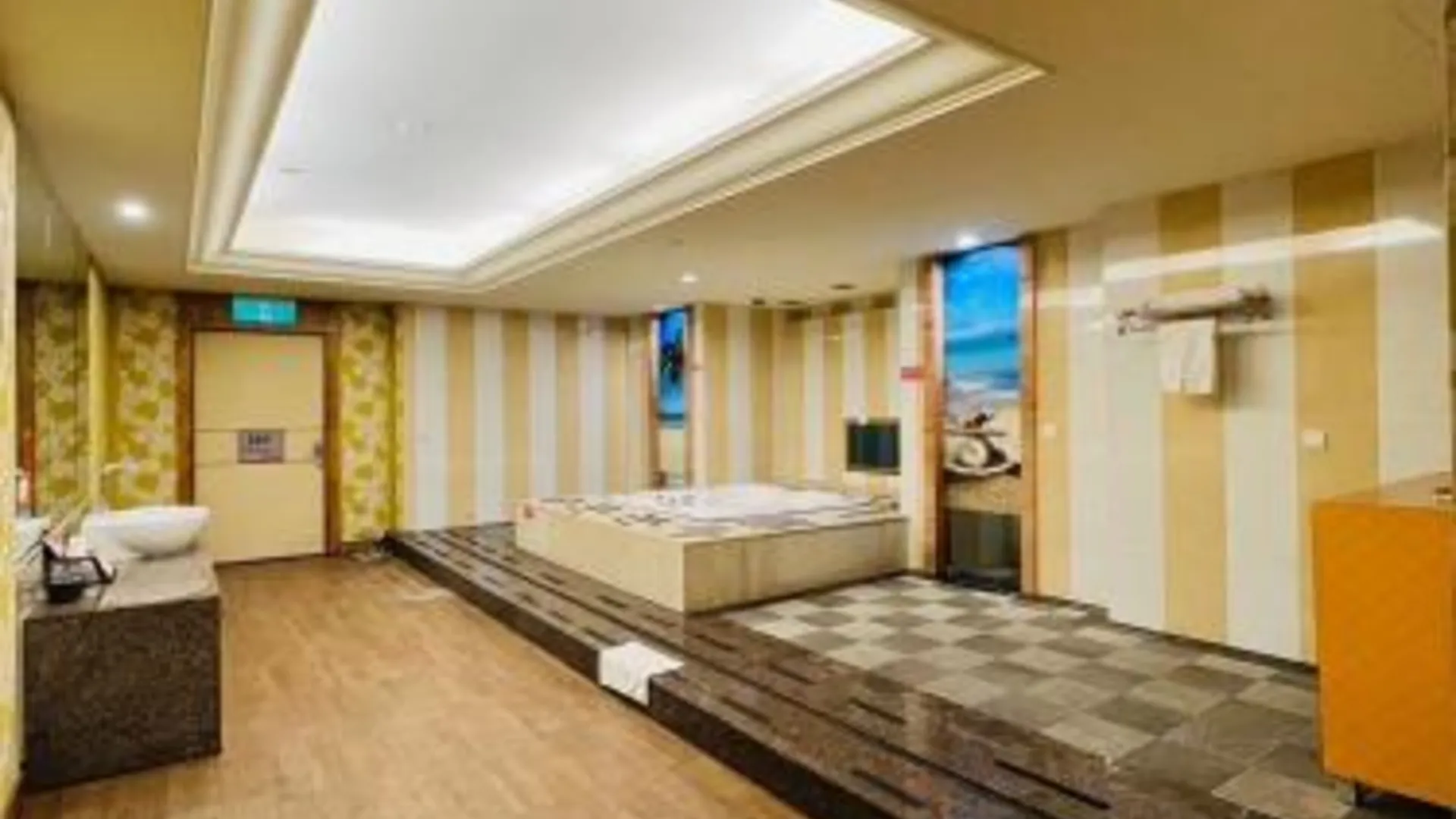 타이베이 워커 모텔 4성급 호텔 스위트룸