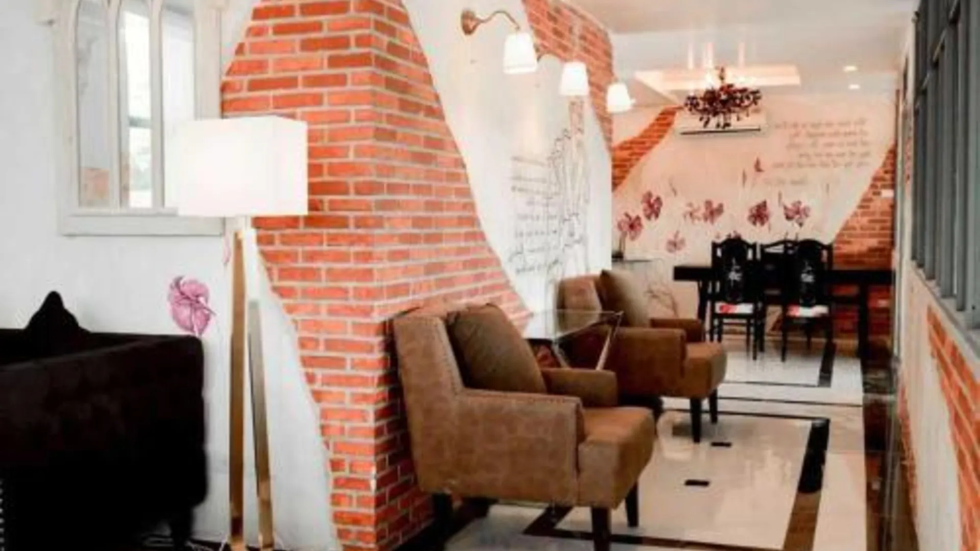 방콕 댄센터 수쿰빗 107 방콕 호텔 호텔 수영장