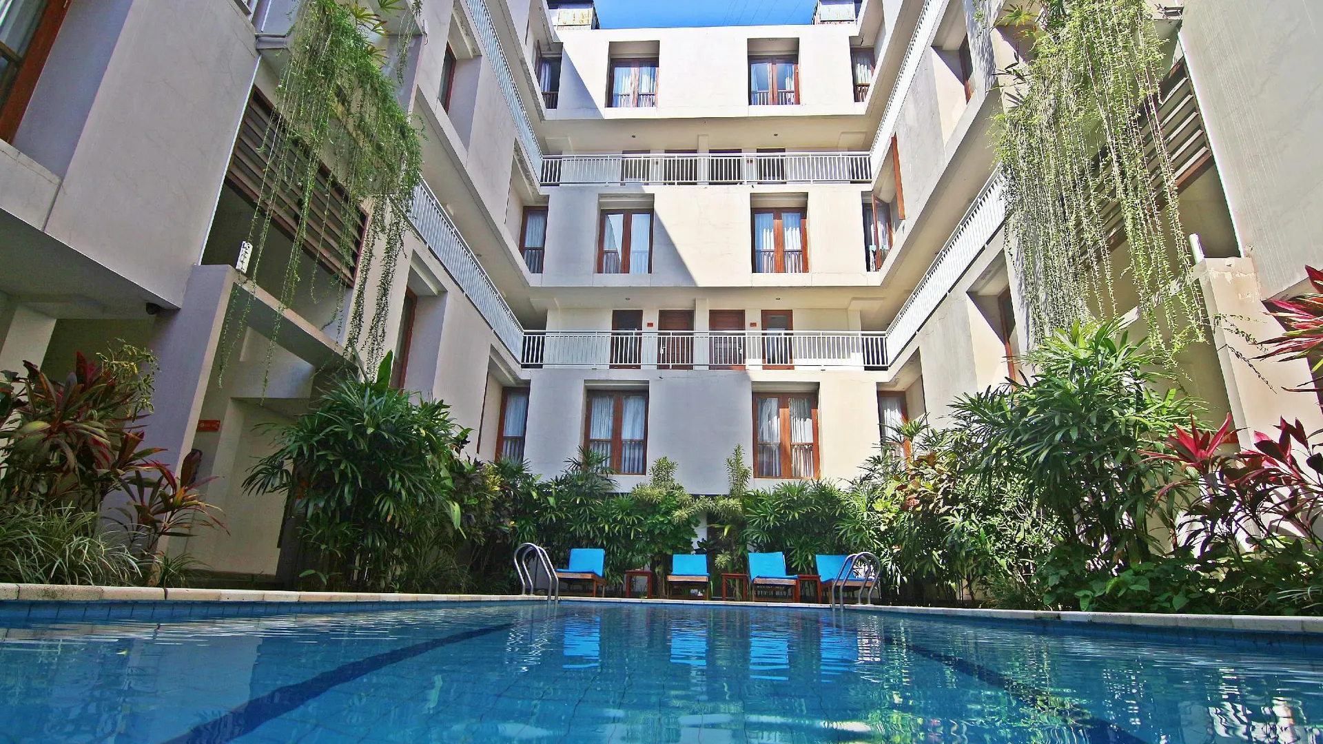 발리 더 레지안 선셋 레지던스 3성급 호텔 객실