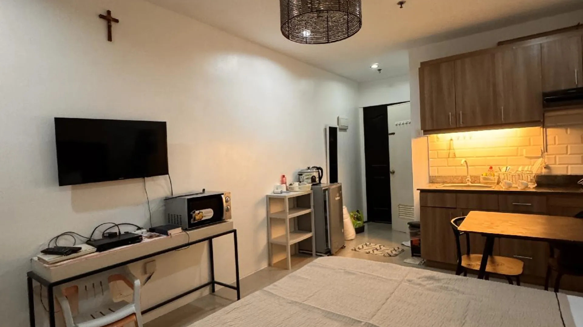 세부 푸엔테 오스메나의 아파트먼트 (m², 침실 1개, 프라이빗 욕실 1개) 2성급 싱글룸 수영장