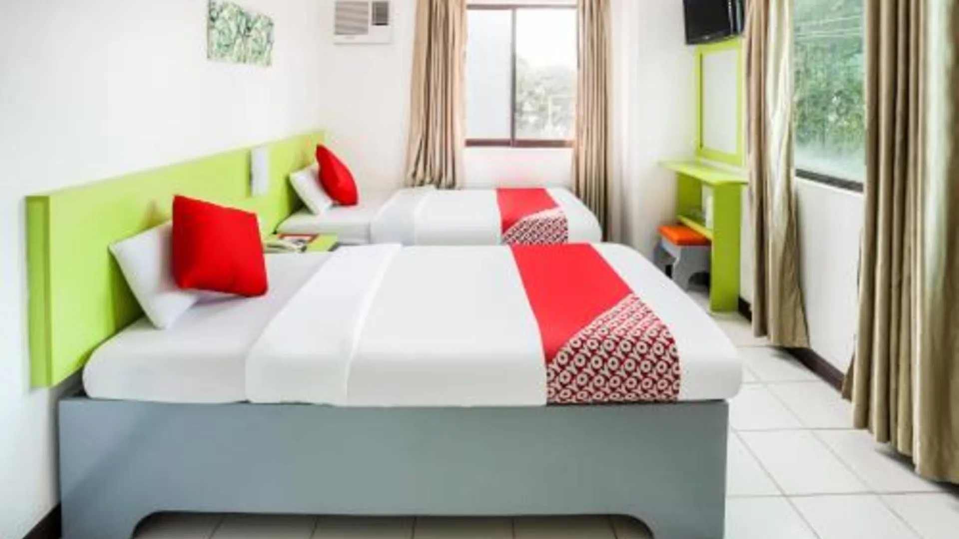 세부 OYO 210 애플 트리 스위트 - 직원 백신 접종 2성급 호텔 스위트룸