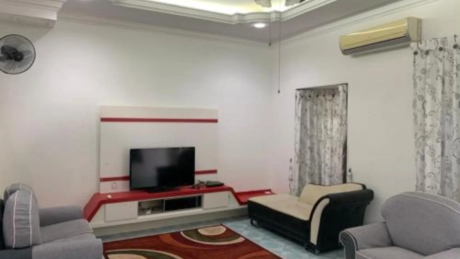 타이핑 카문팅의 프라이빗 하우스 (139m², 침실 3개, 프라이빗 욕실 3개) 3성급 게스트하우스 스위트룸