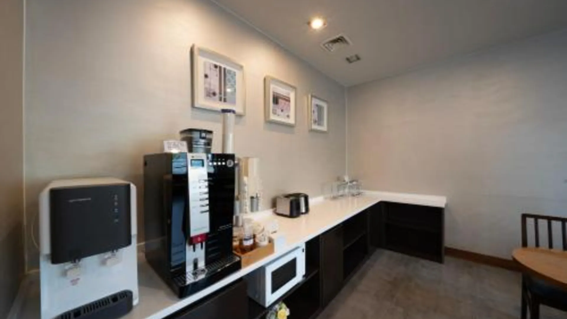 동해 아이체크호텔 3성급 호텔 수영장