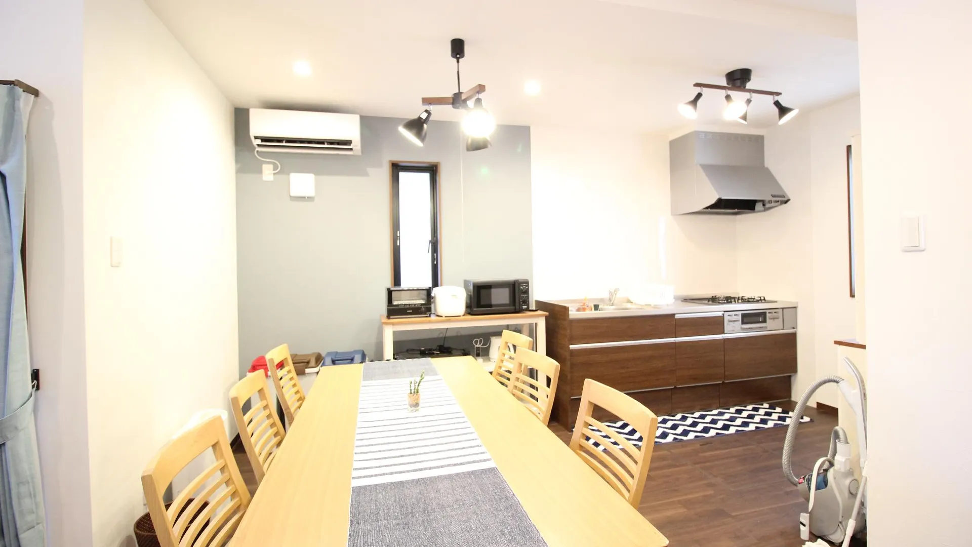 오키나와 본섬 아키제로 온나손 4성급 게스트하우스 전망