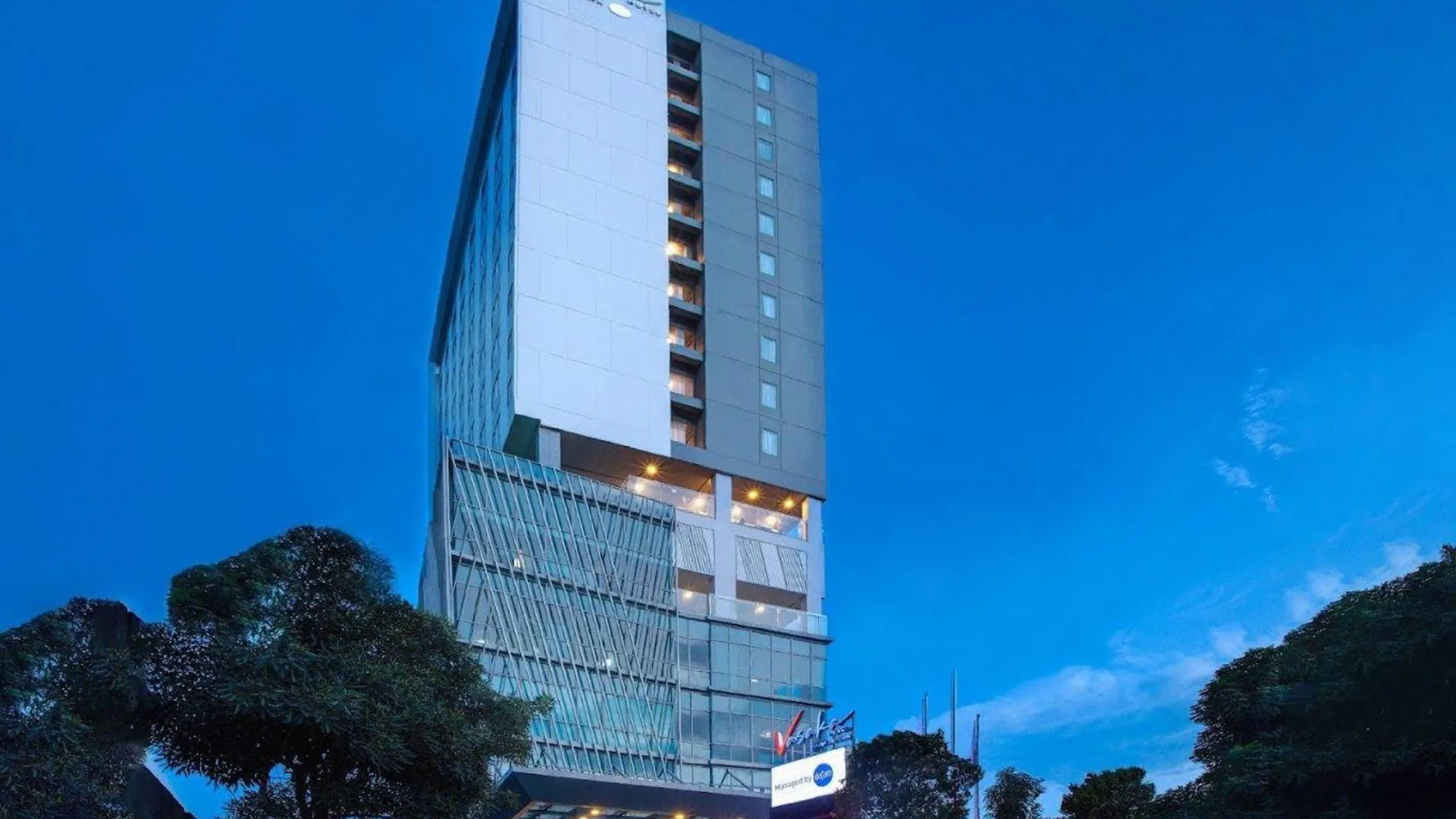 마카사르 Vasaka Hotel Makassar 3성급 호텔 스위트룸