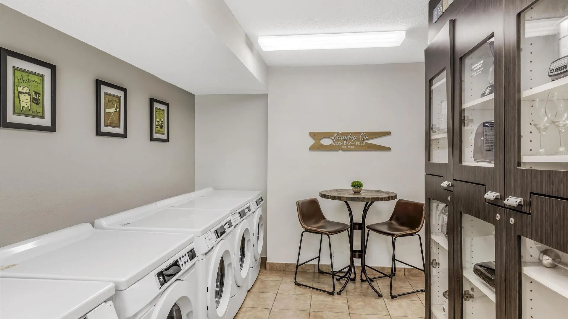 벌링턴 (MA) 소네스타 심플리 스위트 보스턴 벌링턴 2성급 호텔 수영장