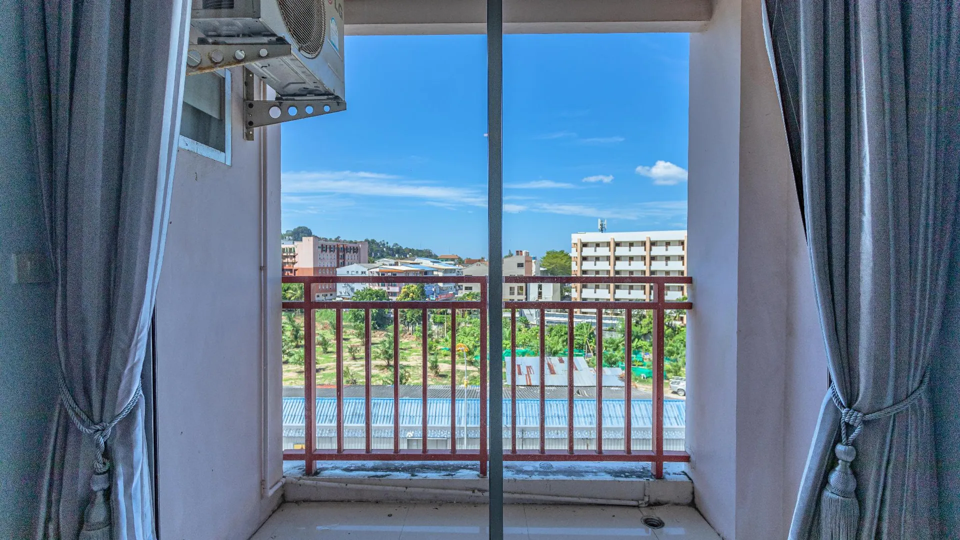 푸켓 빠통의 아파트먼트 (27m², 침실 1개, 프라이빗 욕실 1개) 2성급 싱글룸 로비