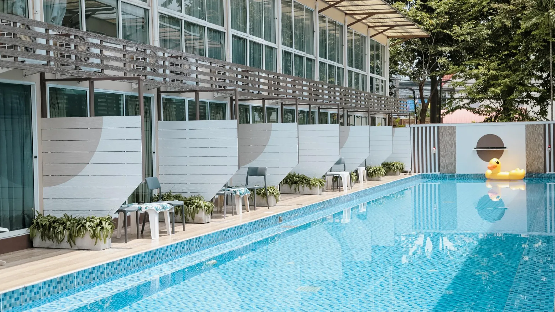 방콕 풀스톱 풀빌라 돈므앙 4성급 호텔 스위트룸