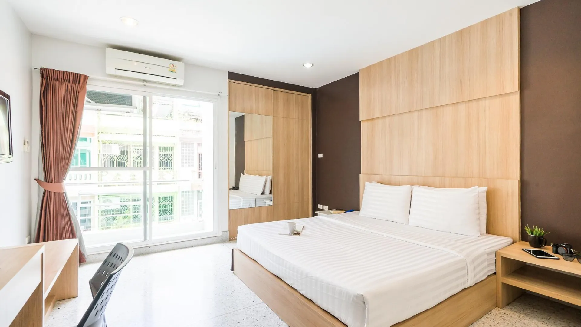 방콕 더 피프스 레지던스 호텔 3성급 호텔 스위트룸