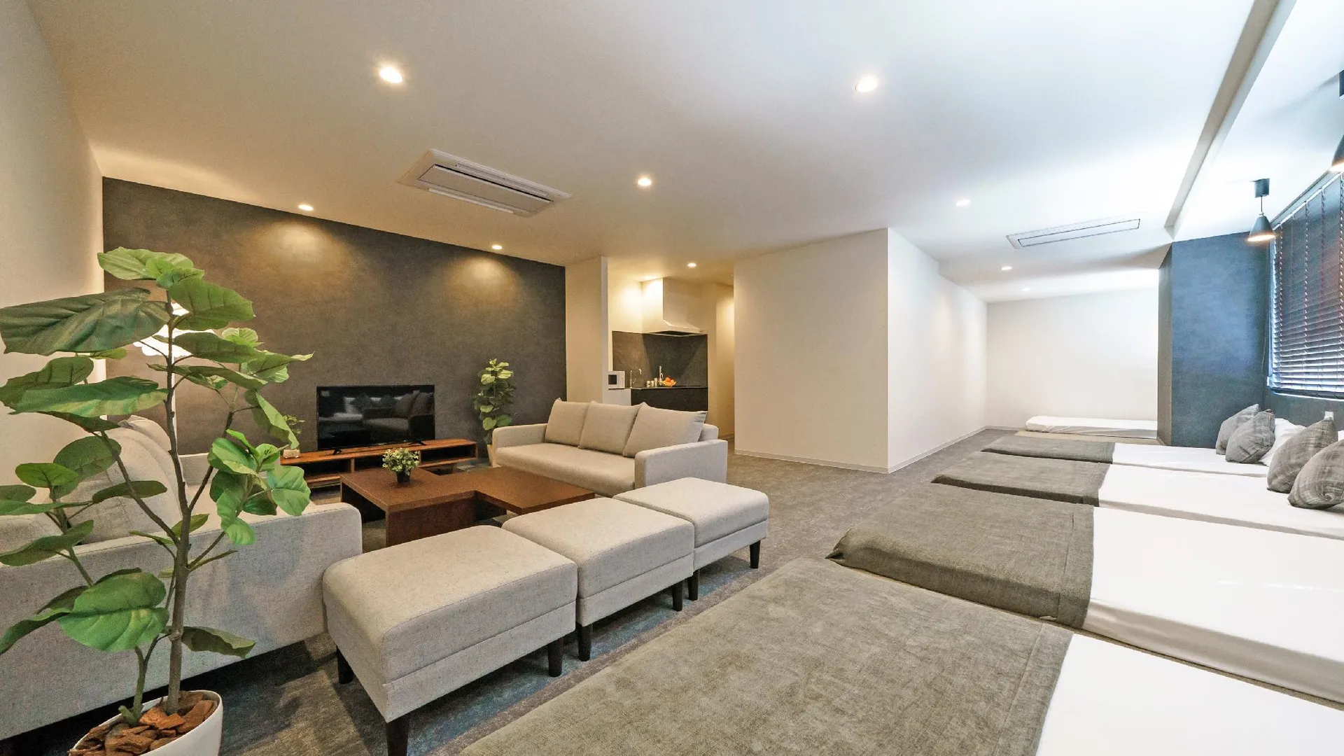 오사카 스테이앤고 신사이바시 키타 3성급 게스트하우스 수영장