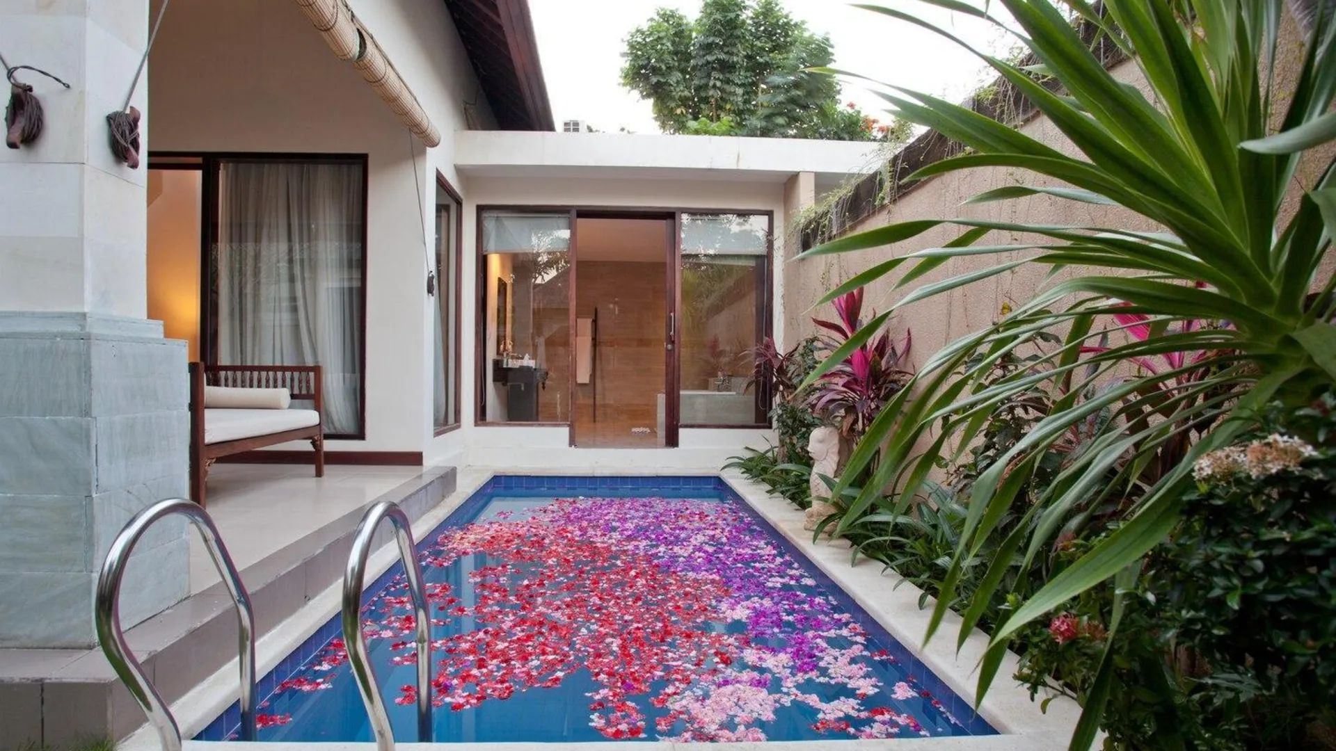 발리 타바난의 빌라 (100m², 침실 1개, 프라이빗 욕실 1개) 3성급 싱글룸 외관