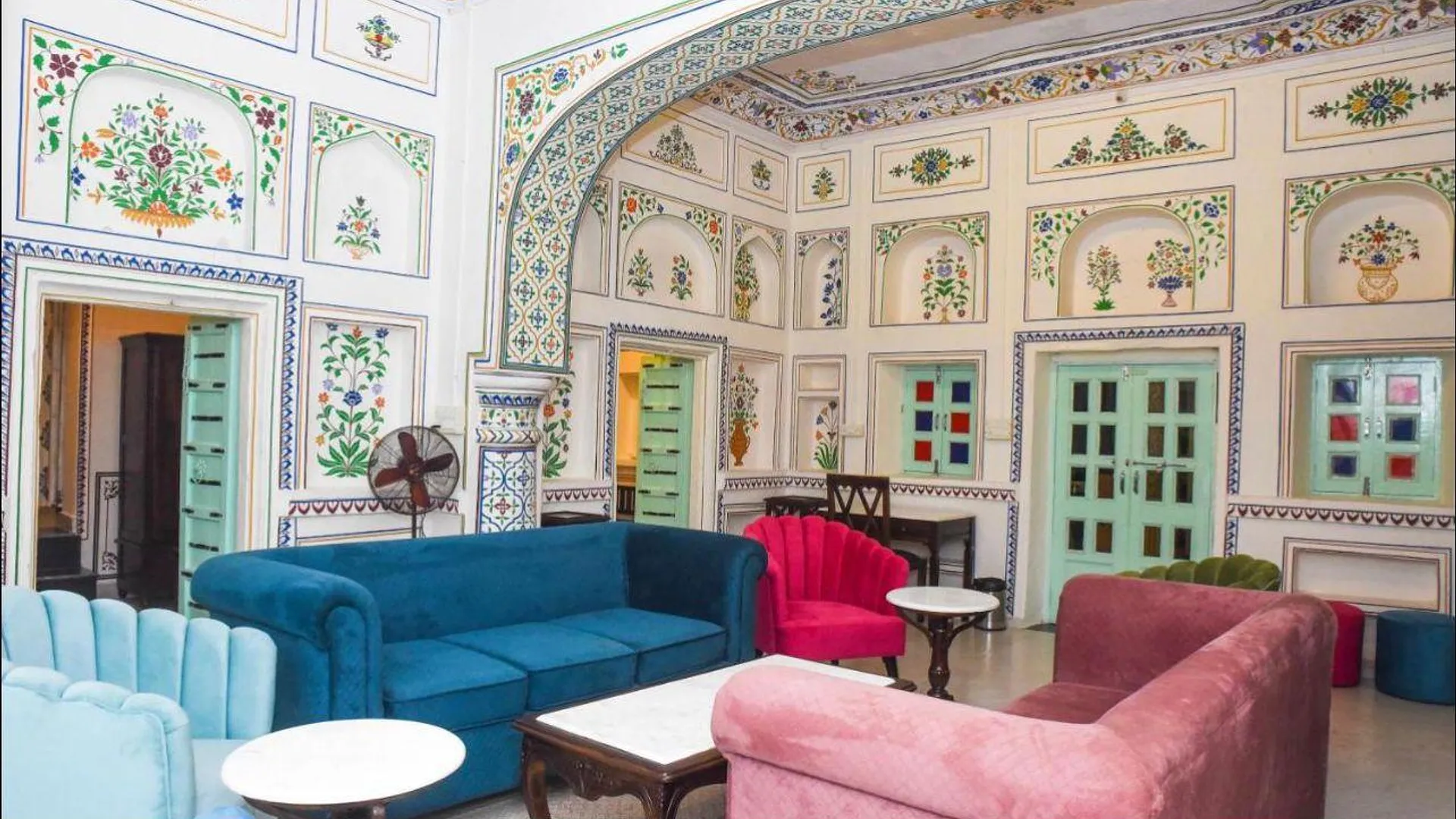 푸쉬카르 호텔 코티 푸쉬카르 4성급 호텔 객실