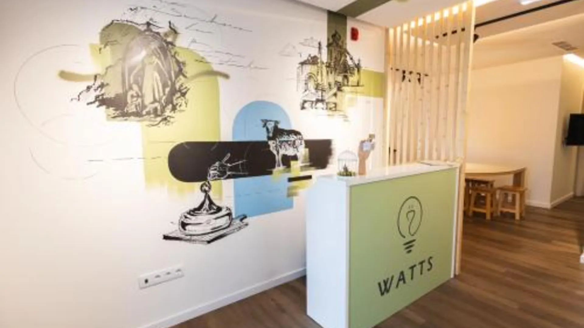 세이아 Watts House 3성급 호텔 수영장