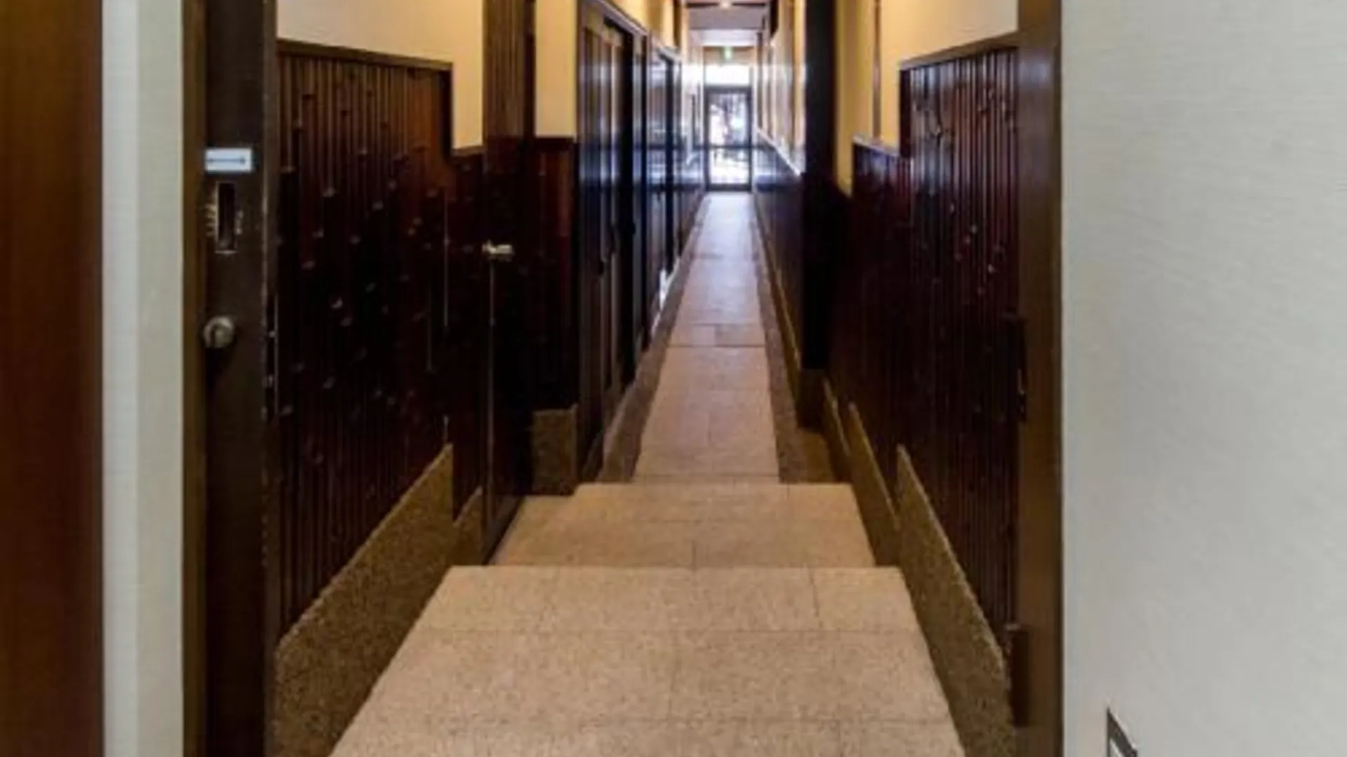 교토 Woman Only Guesthouse Nanohana (Female only) 1성급 호텔 외관