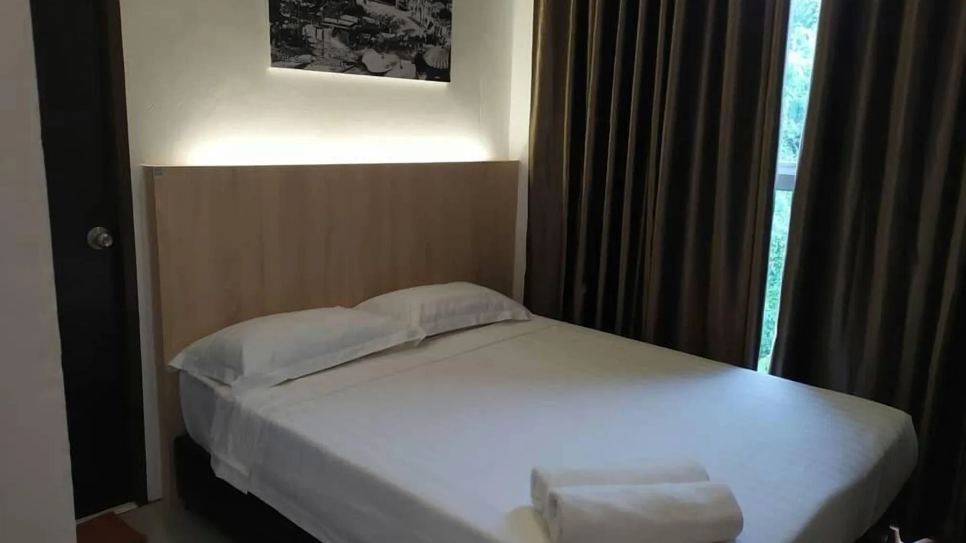 스리 아만 플레이스2스테이@스리 아만 2성급 호텔 스위트룸