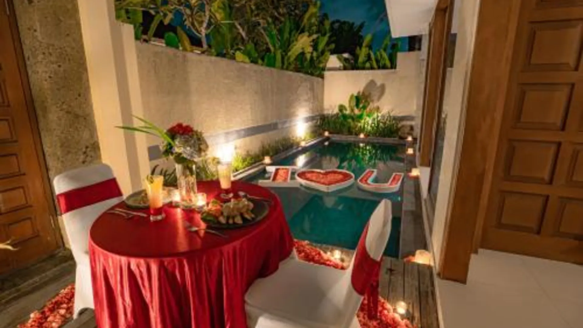 발리 더 사카예 빌라 앤 스파 4성급 호텔 수영장