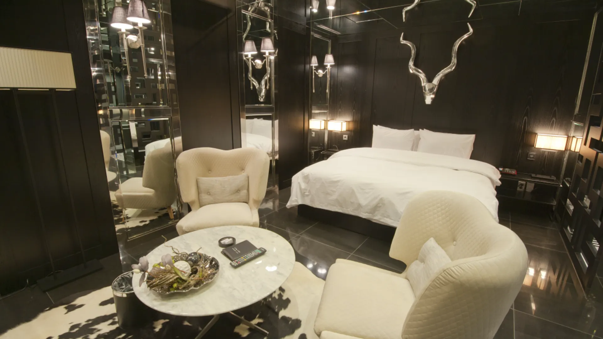 서울 호텔 디 아티스트 역삼점 3성급 호텔 스위트룸