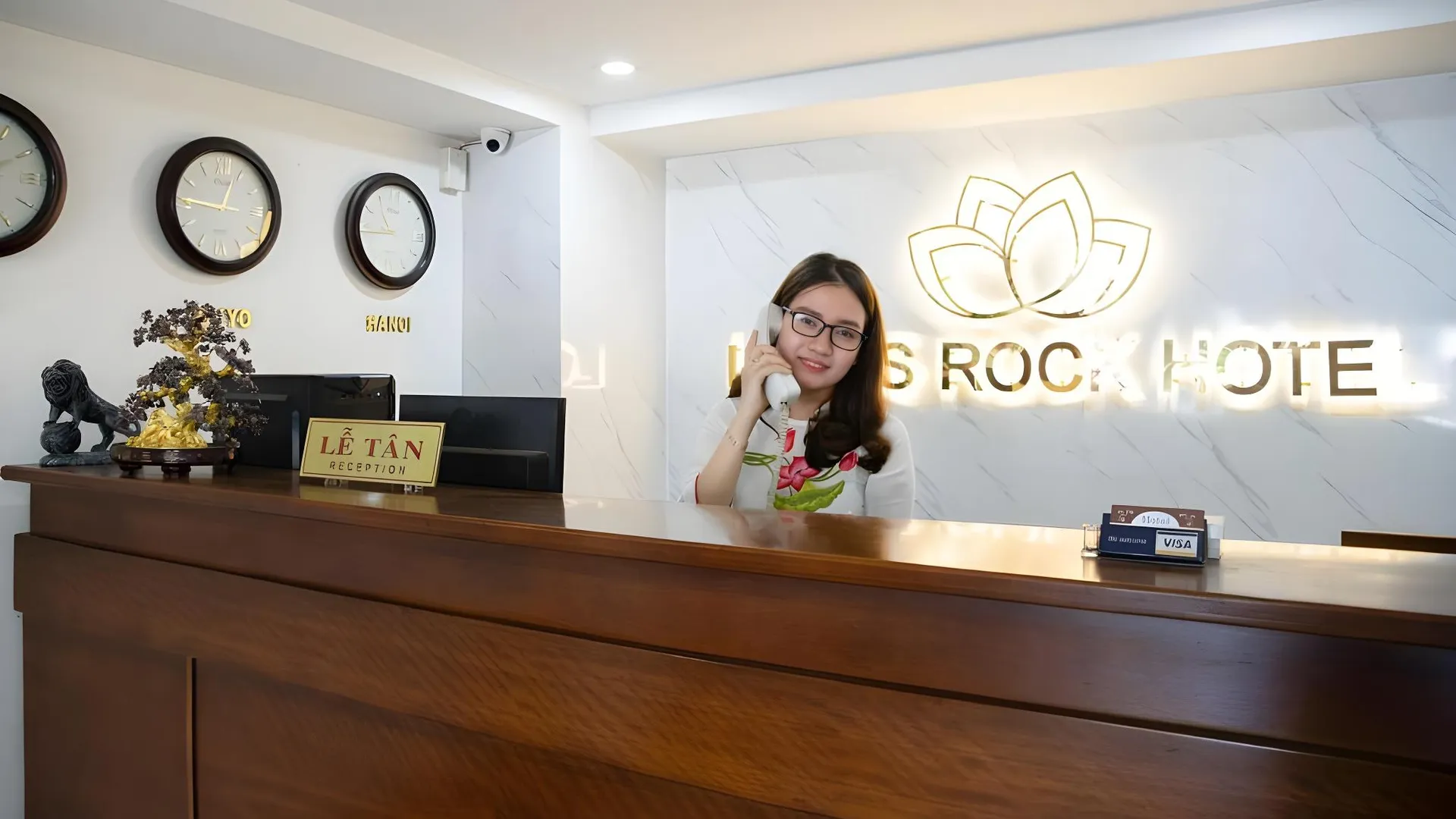 다낭 Lotus Rock Hotel Da Nang 호텔 로비