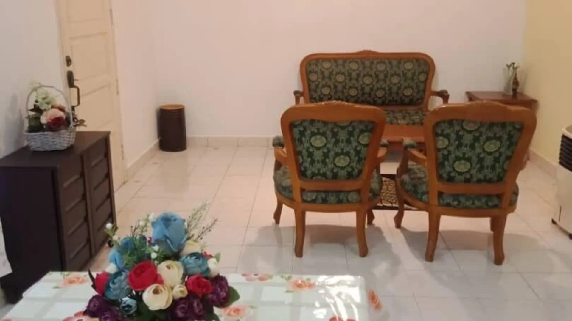 조호바루 / 조호르바루 스쿠다이의 프라이빗 하우스 (5000m², 침실 4개, 프라이빗 욕실 3개) 3성급 싱글룸 스위트룸