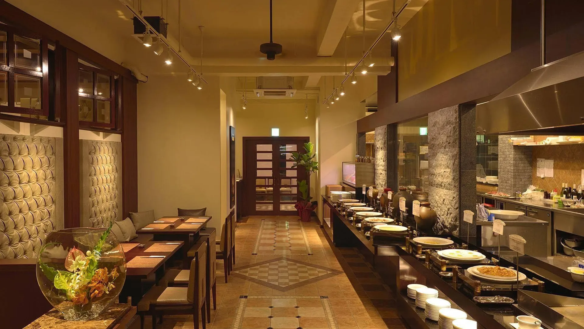 오키나와 본섬 오키나와 카리유시 Lch 이즈미자키 겐초마에 호텔 2성급 호텔 외관