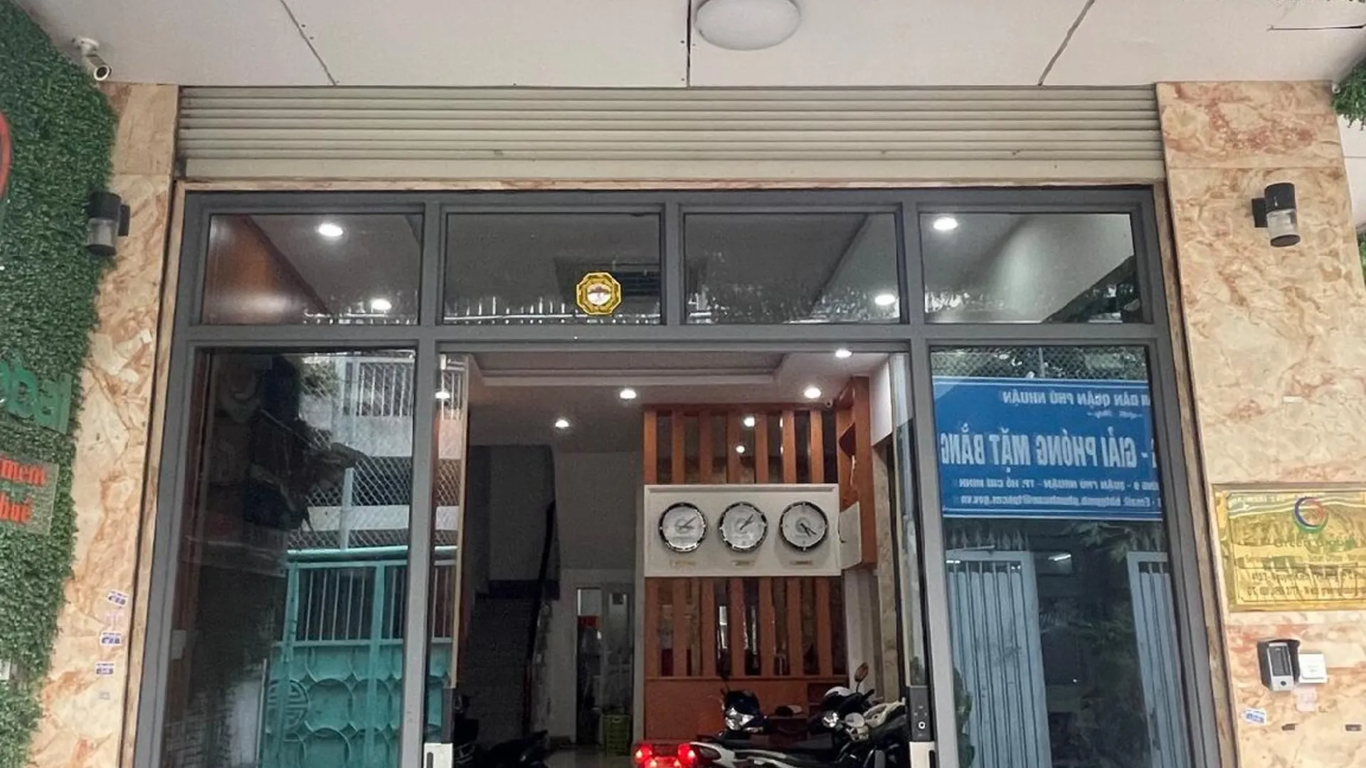 호치민 Discount  Nice view apartment - big windows - 102  2성급 게스트하우스 레스토랑