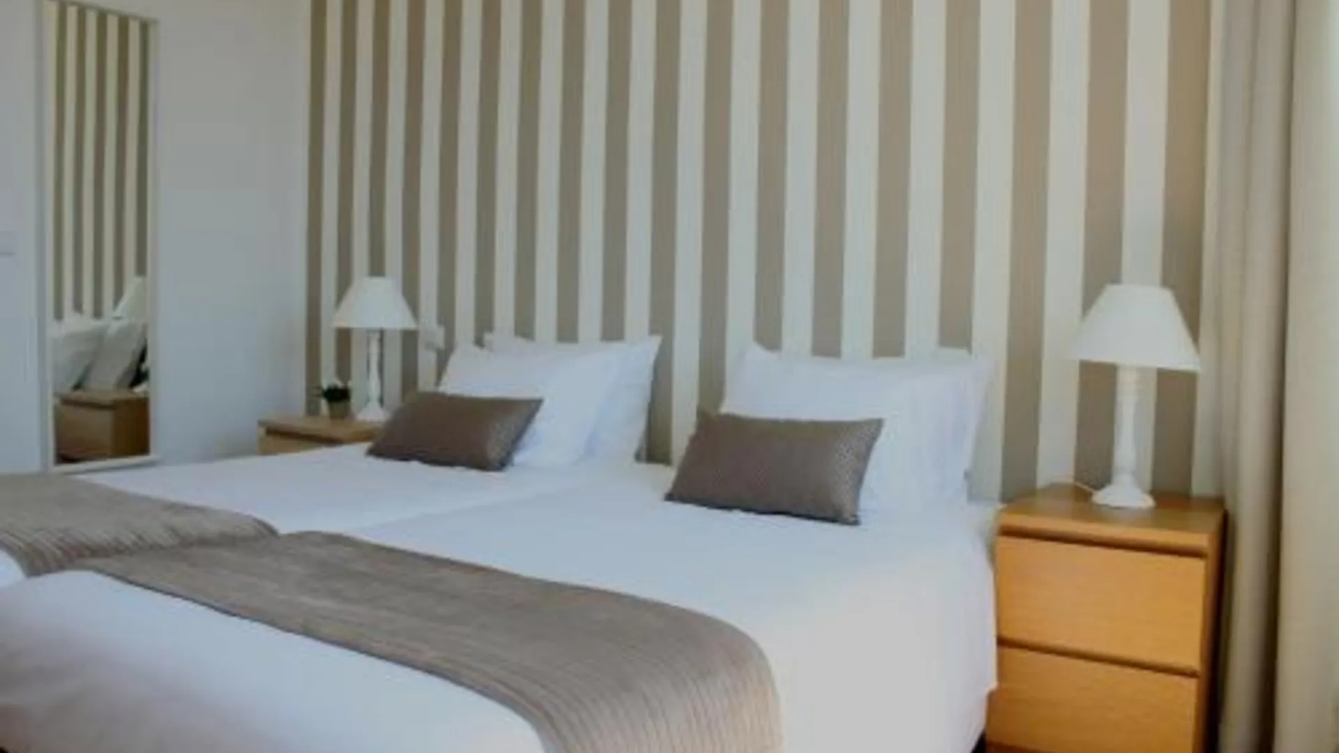 아베이루 Aveiro White House 3성급 호텔 스위트룸