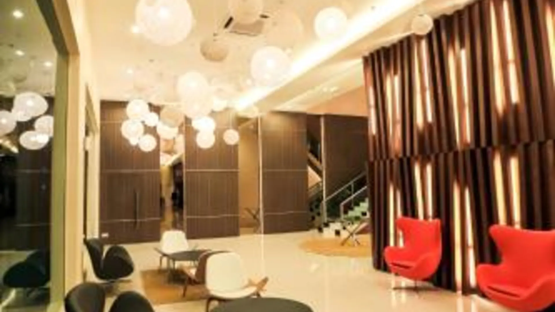 말라카 수프림 호텔 3성급 호텔 외관