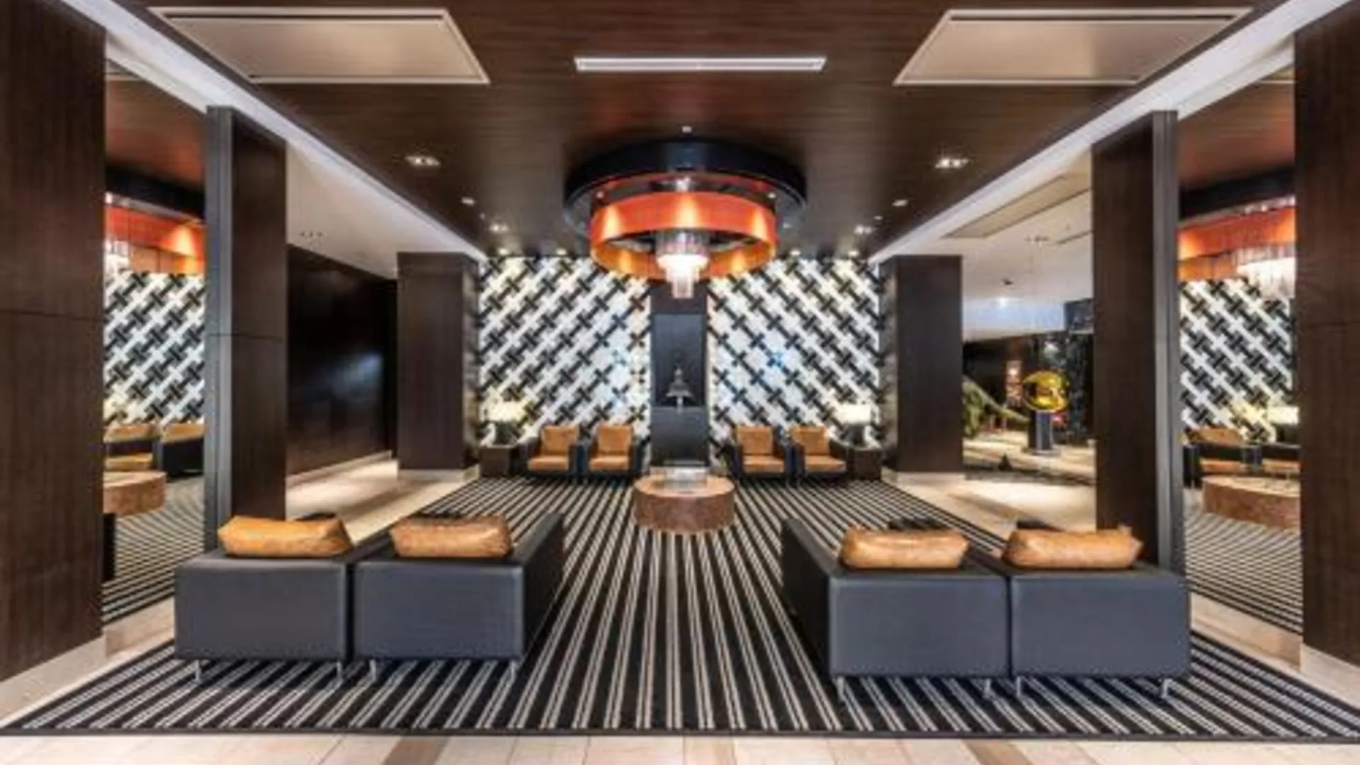 도쿄 / 동경 APA 호텔 앤 리조트 도쿄 베이 시오미 3성급 호텔 외관